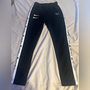 Nike eybl straight leg sweats